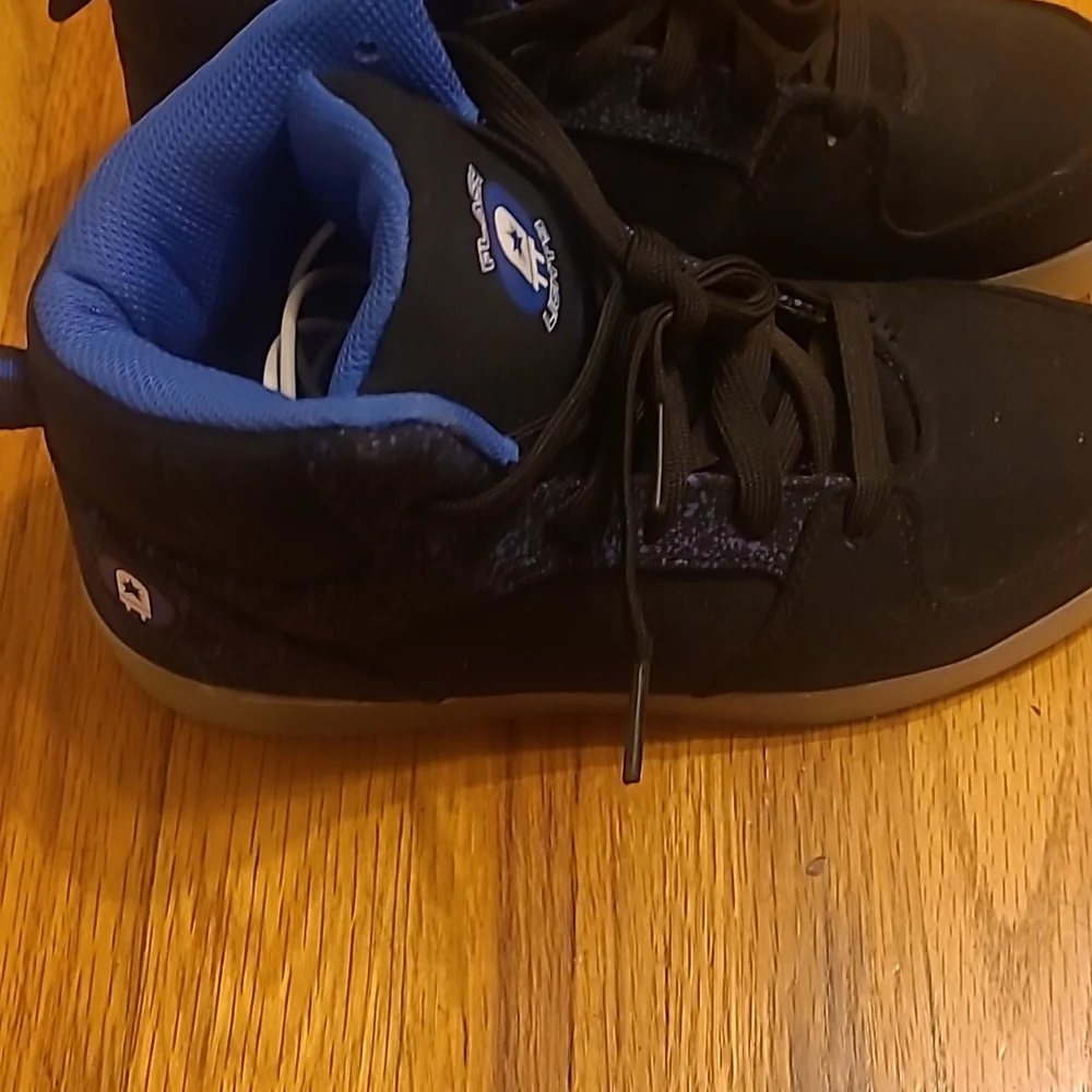 Flash Lights Boys Size 6 Shoes